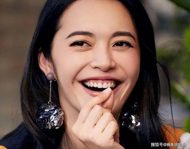 娱乐圈平胸女星有谁？她们的魅力不靠身材