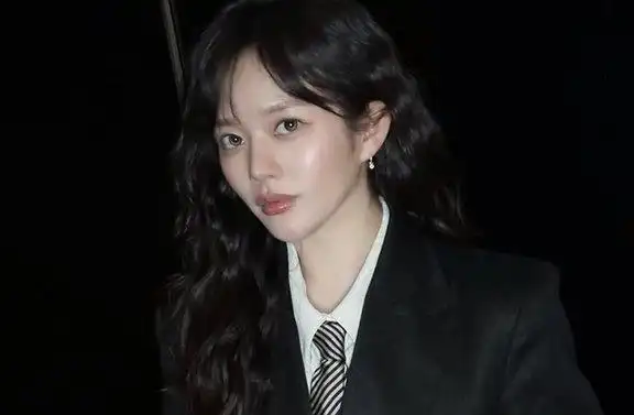 韩剧整容女明星_韩网热议郑知苏外貌变化_演员郑知苏整容争议